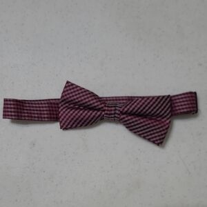 J. Khaki Pink and Black Patterned SILK Bow Tie